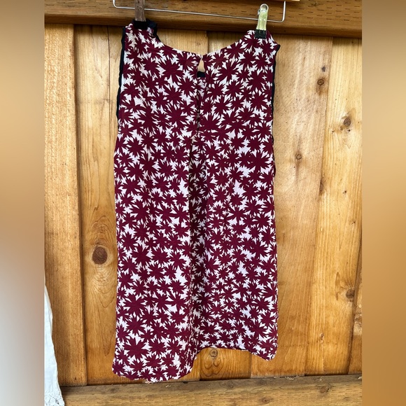 Madewell Burgundy and‎ White Leaf Print Top - Picture 5 of 5